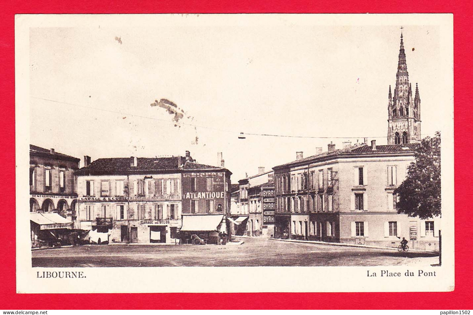 F-33-Libourne-05P17 La Place Du Pont, Commerces, Voir Verso Cachet Militaire, Cpa BE - Libourne