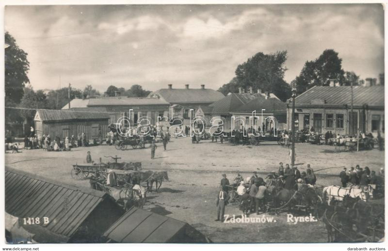 * T2/T3 1937 Zdolbuniv, Zdolbunów; Rynek / Market Square (crease) - Non Classificati