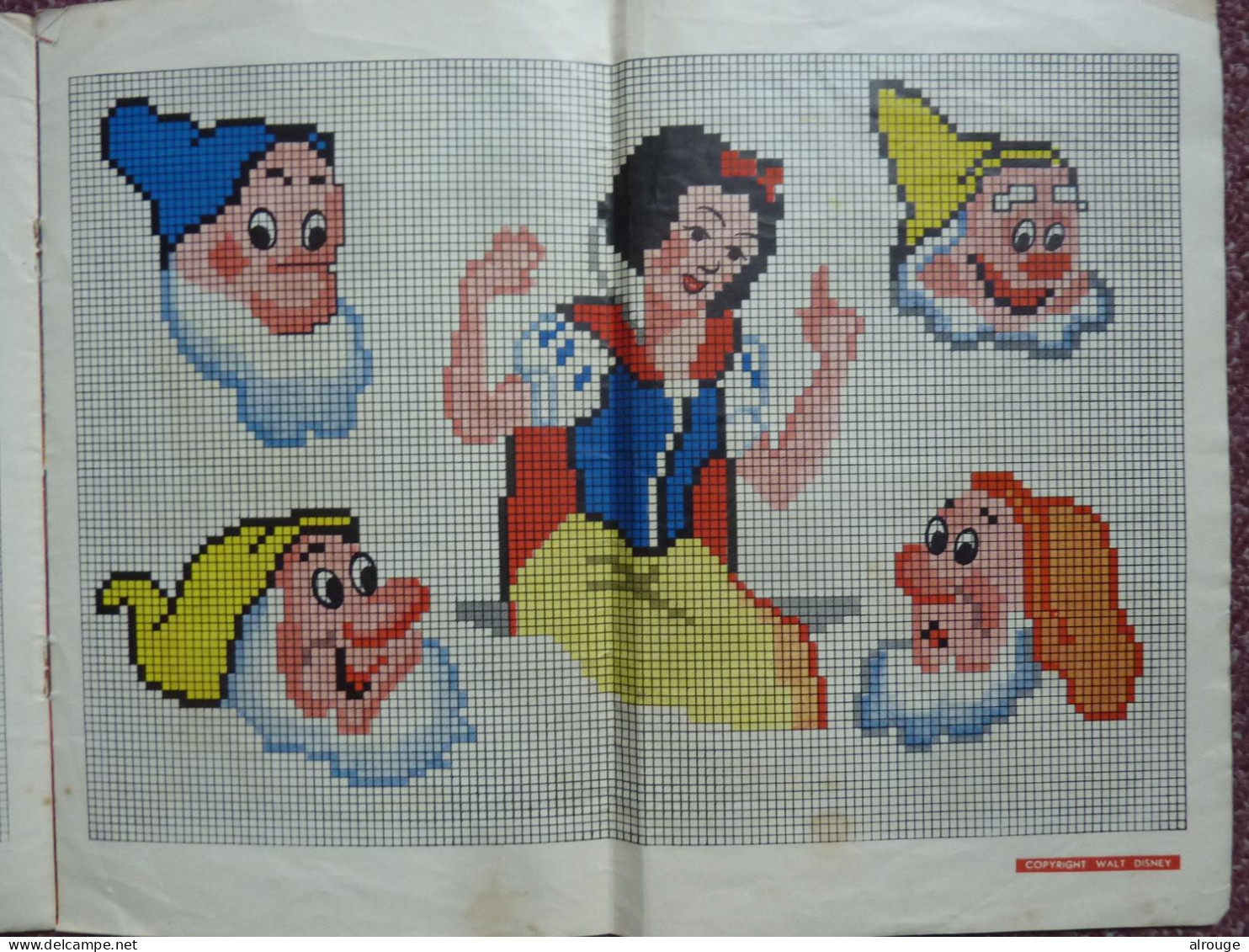 Motifs Au Points De Croix La Ballade Des Personnages De Walt Disney Cartier -Bresson, 9 Plaches De Personnages - Cross Stitch