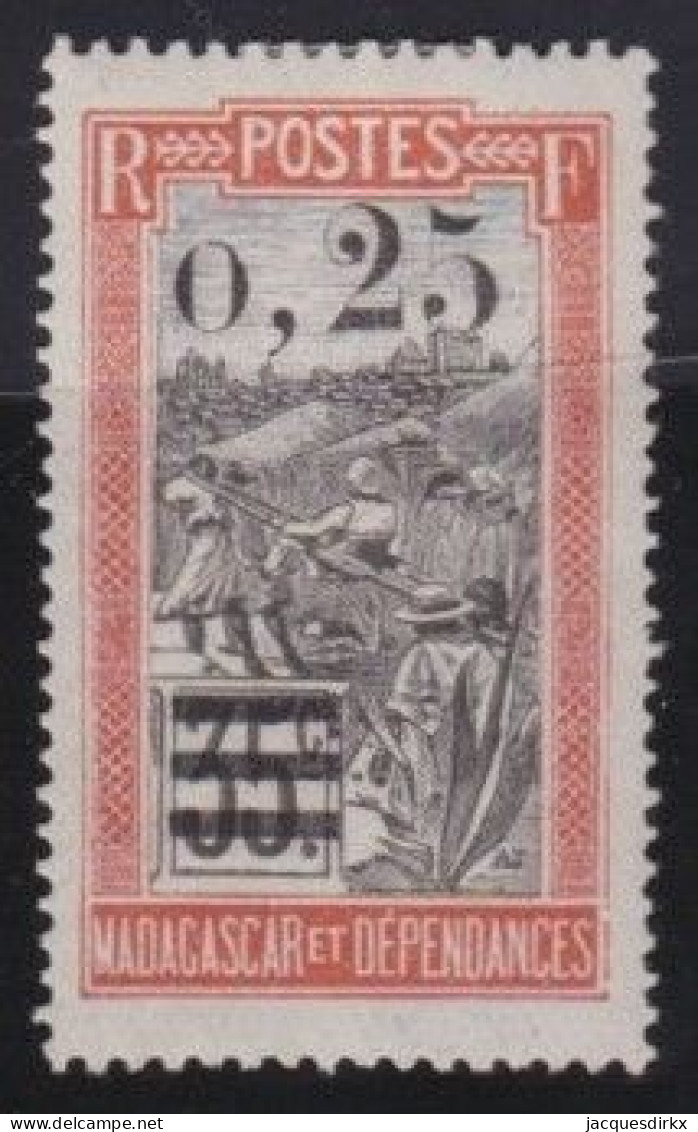 Madagascar   .  Y&T   .    126    .      *     .     Neuf Avec Gomme - Unused Stamps