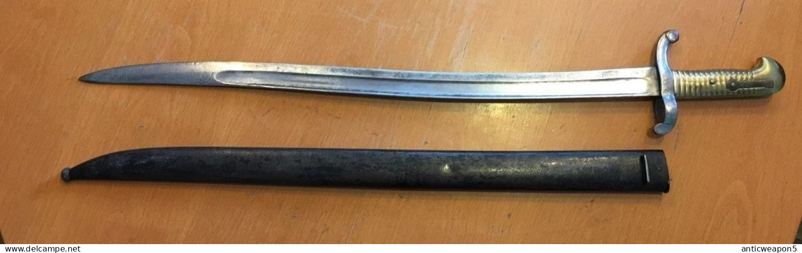 France. Baïonnette Cimeterre Longue M1842/56 (405) - Knives/Swords