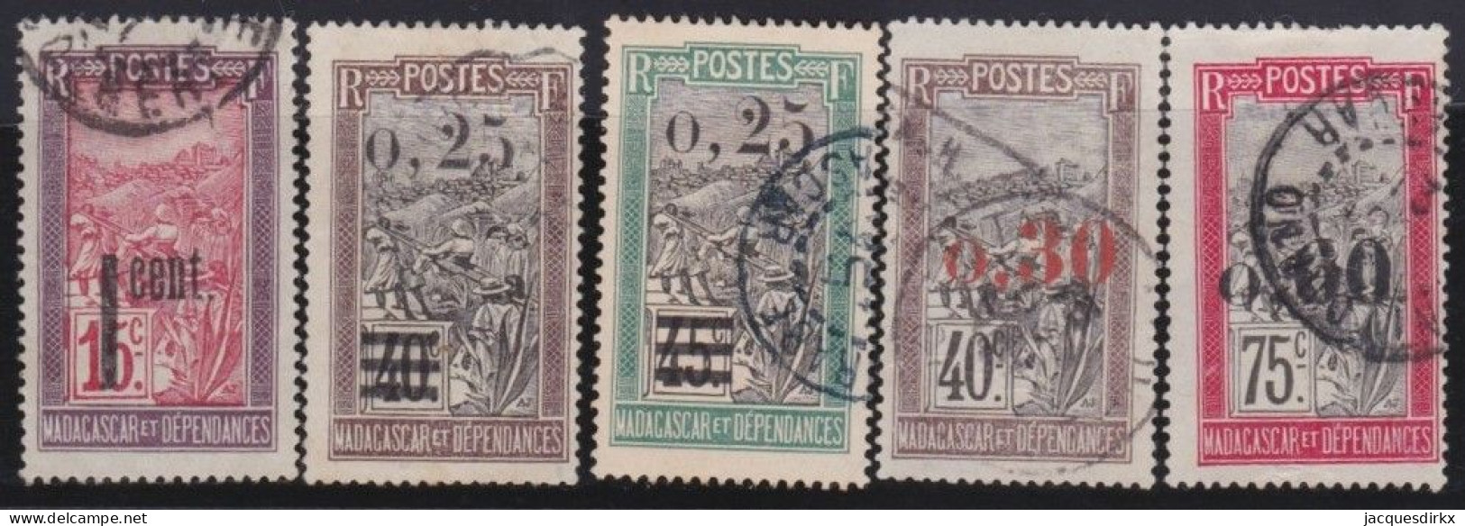 Madagascar   .  Y&T   .    5 Timbres    .      O     .     Oblitéré - Oblitérés