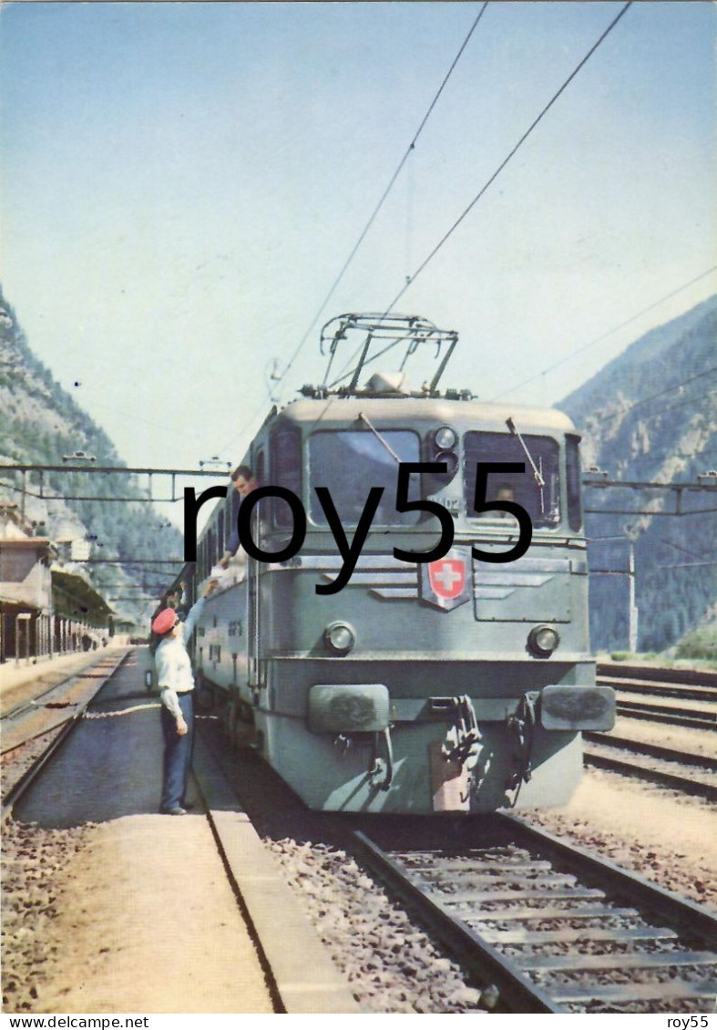 Stazione Treno  75 Del San Gottardo 1957 Ferrovie Federali Svizzere (timbro Su F.bollo Commemorativo/v.retro) - Bahnhöfe Mit Zügen