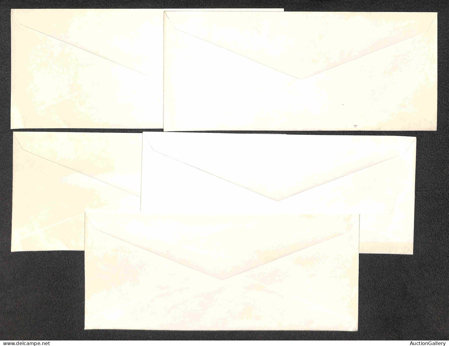 LOTTI & COLLEZIONI - STATI UNITI D'AMERICA - 1894/1964 - Piccolo insieme di 27 interi di cui 6 cartoline + 21 buste - nu