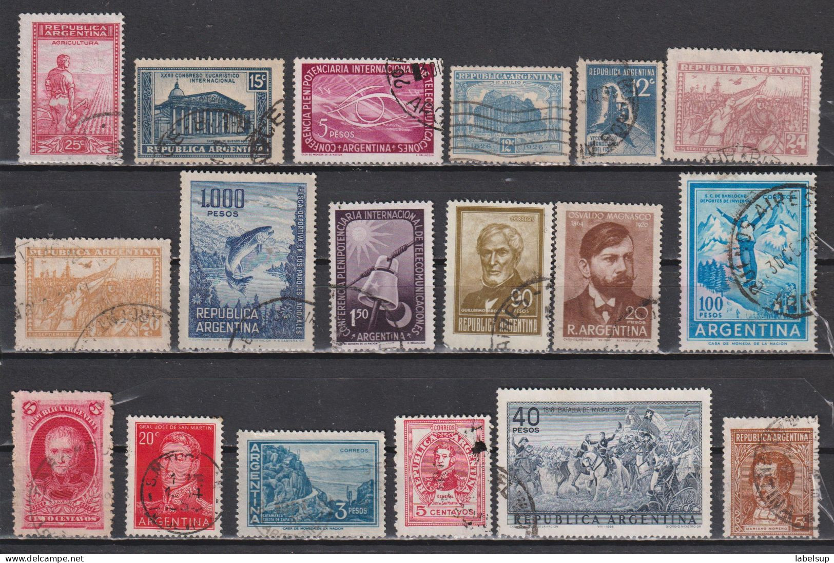 Collection / Lot De Timbres Oblitérés D'Argentine Années Variées 7 Photos - Verzamelingen & Reeksen