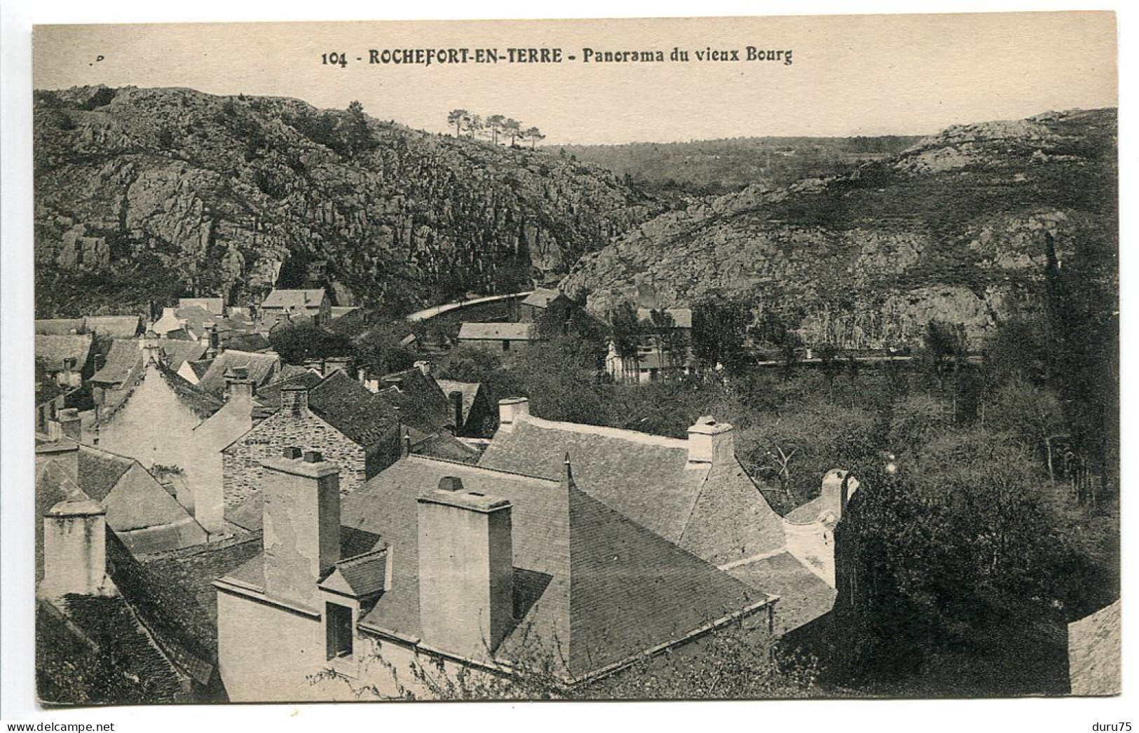 CPA * ROCHEFORT En TERRE Panorama Du Vieux Bourg - Très Bon état * Artaud Et Nozais Editeur - Rochefort En Terre