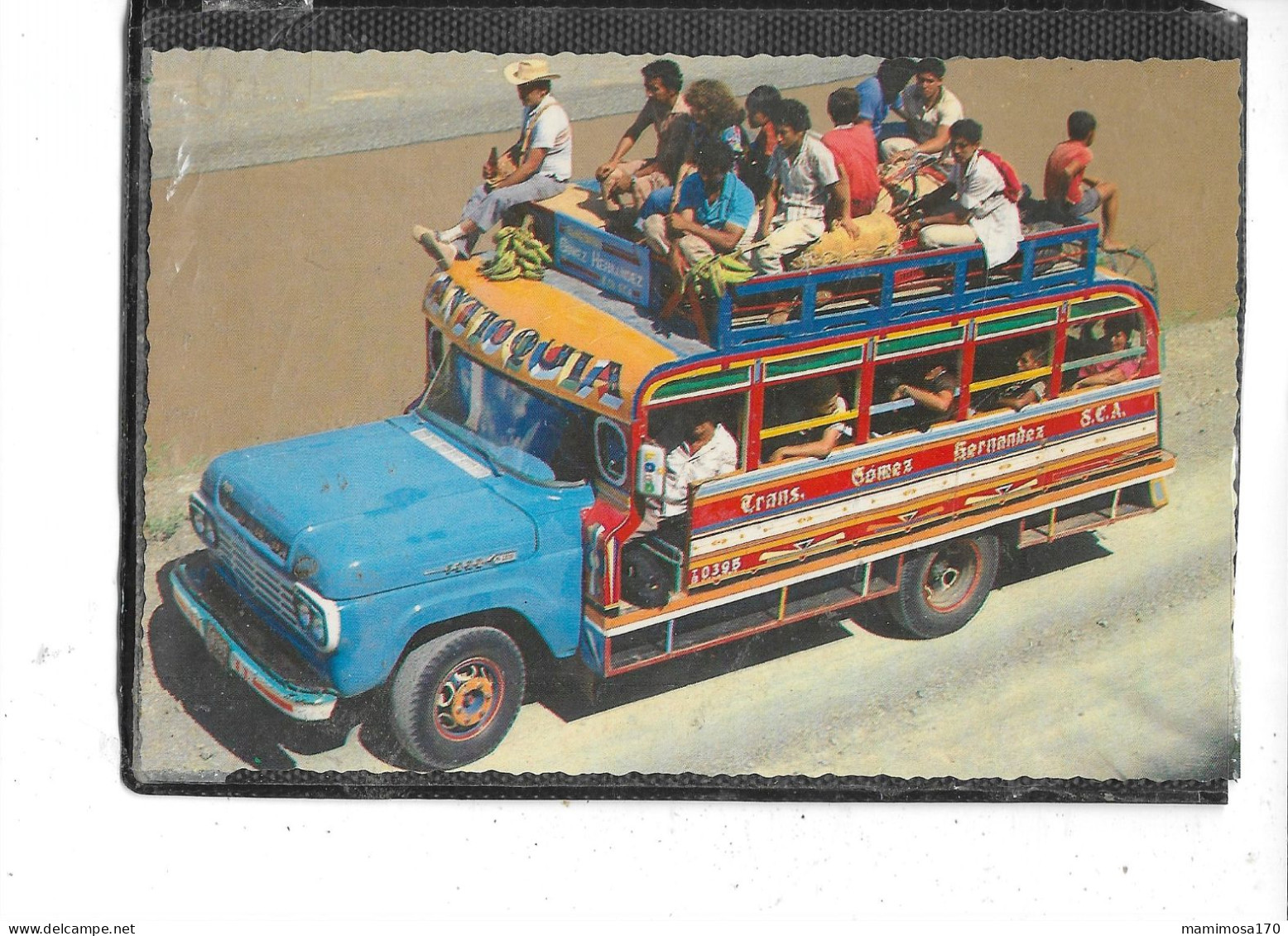 Théme-Transport Automobile- Autocar-Beau Plan Animé D'un Autobus Nommé " CHIVA Ou Le GOAT Ou La CHEVRE "en COLOMBIE - Autobús & Autocar