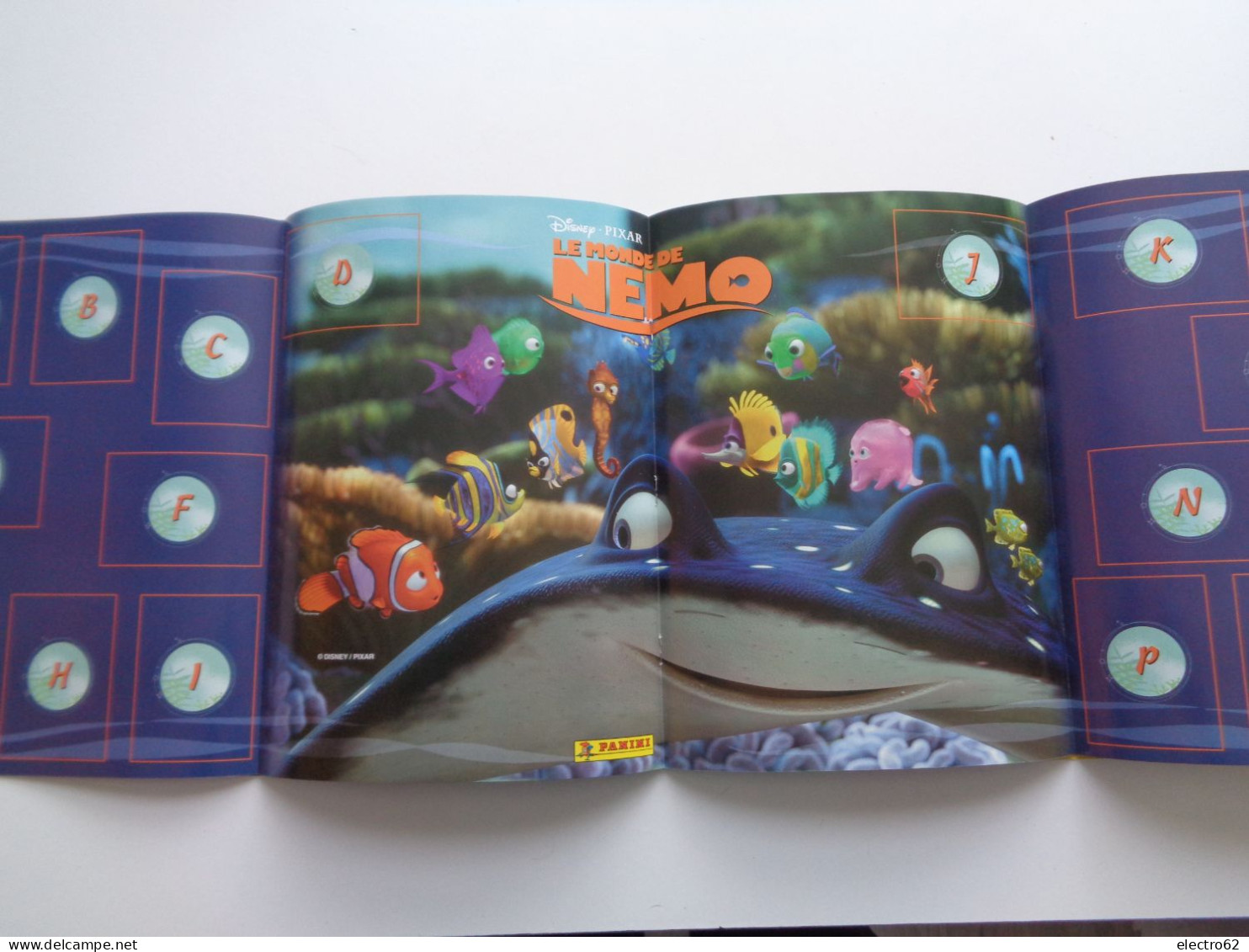 PANINI DISNEY Album NEMO VIDE Poisson Tortue - Edizione Francese