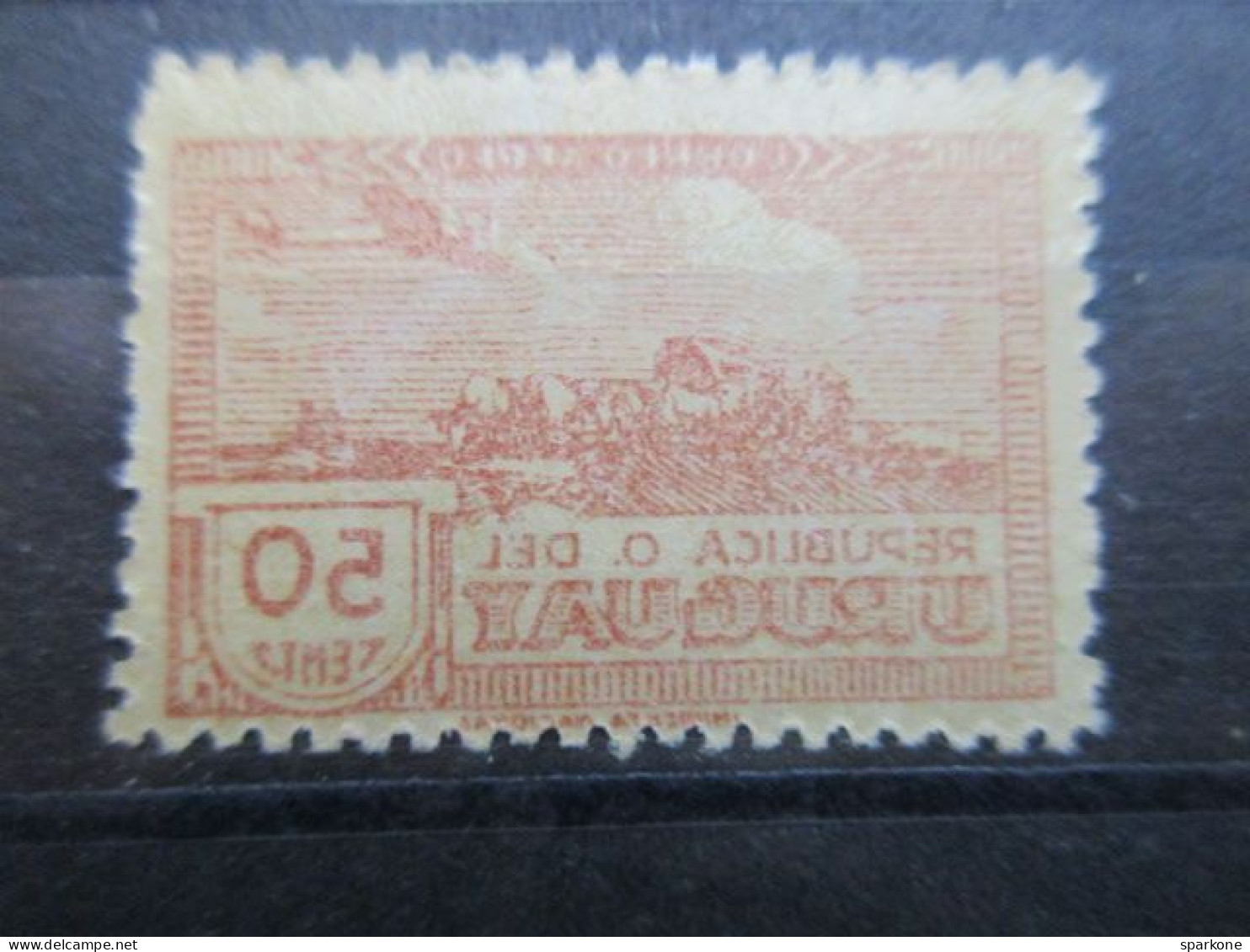 Série 11 Timbres - Républica Uruguay - Poste Aérienne - Variété Du 50 Cts Imprimé Recto - Uruguay