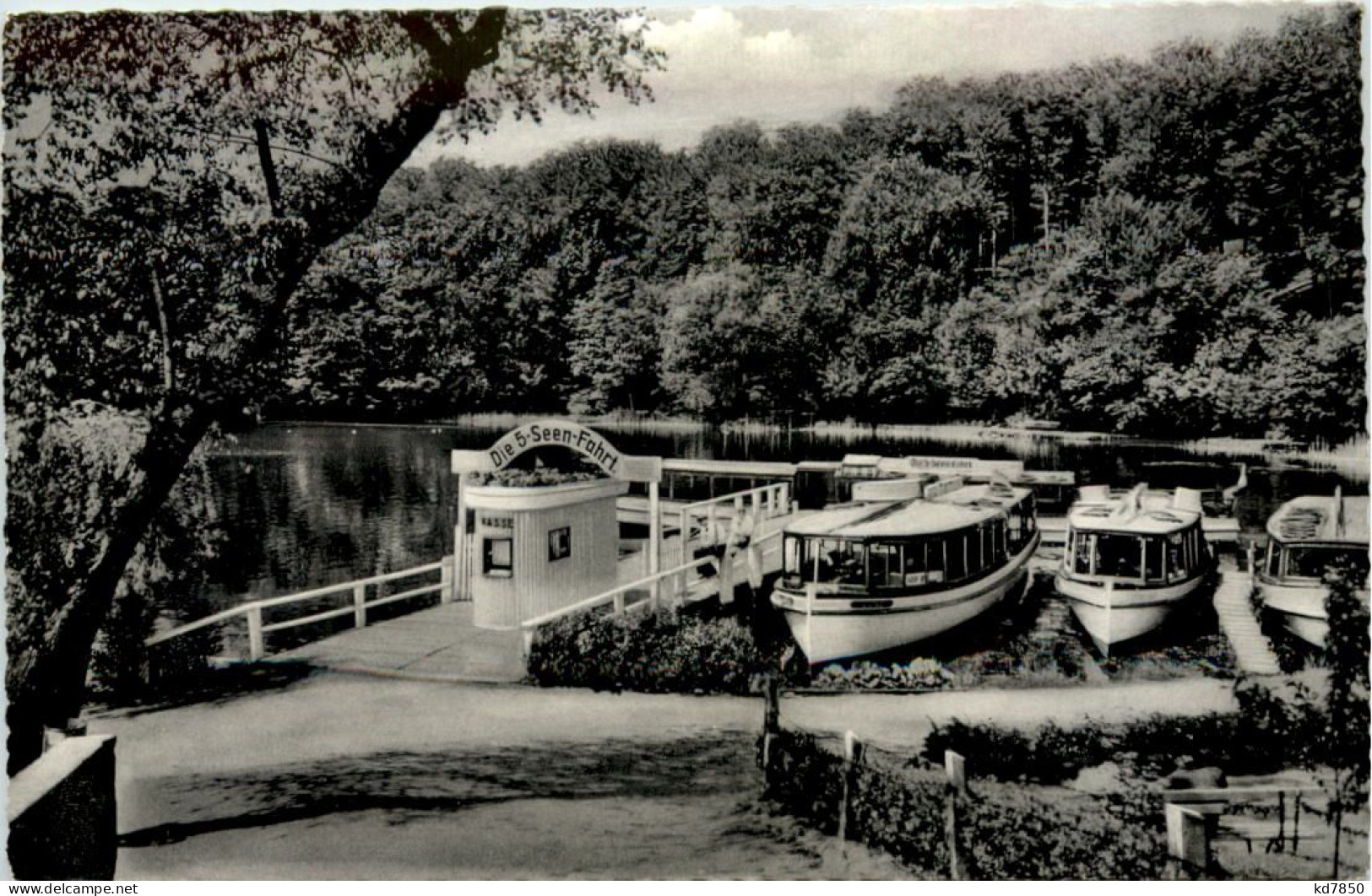 Malente - Gremsmühlen, Anlegebrücke 5-Seen-Fahrt Am Dieksee - Malente-Gremsmuehlen