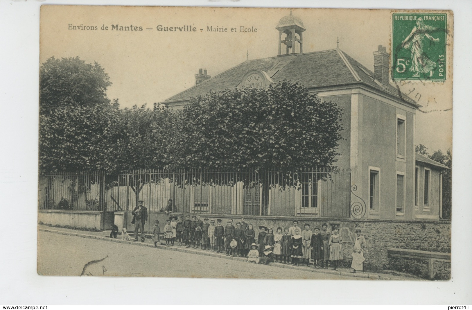 GUERVILLE - Mairie Et Ecole - Guerville