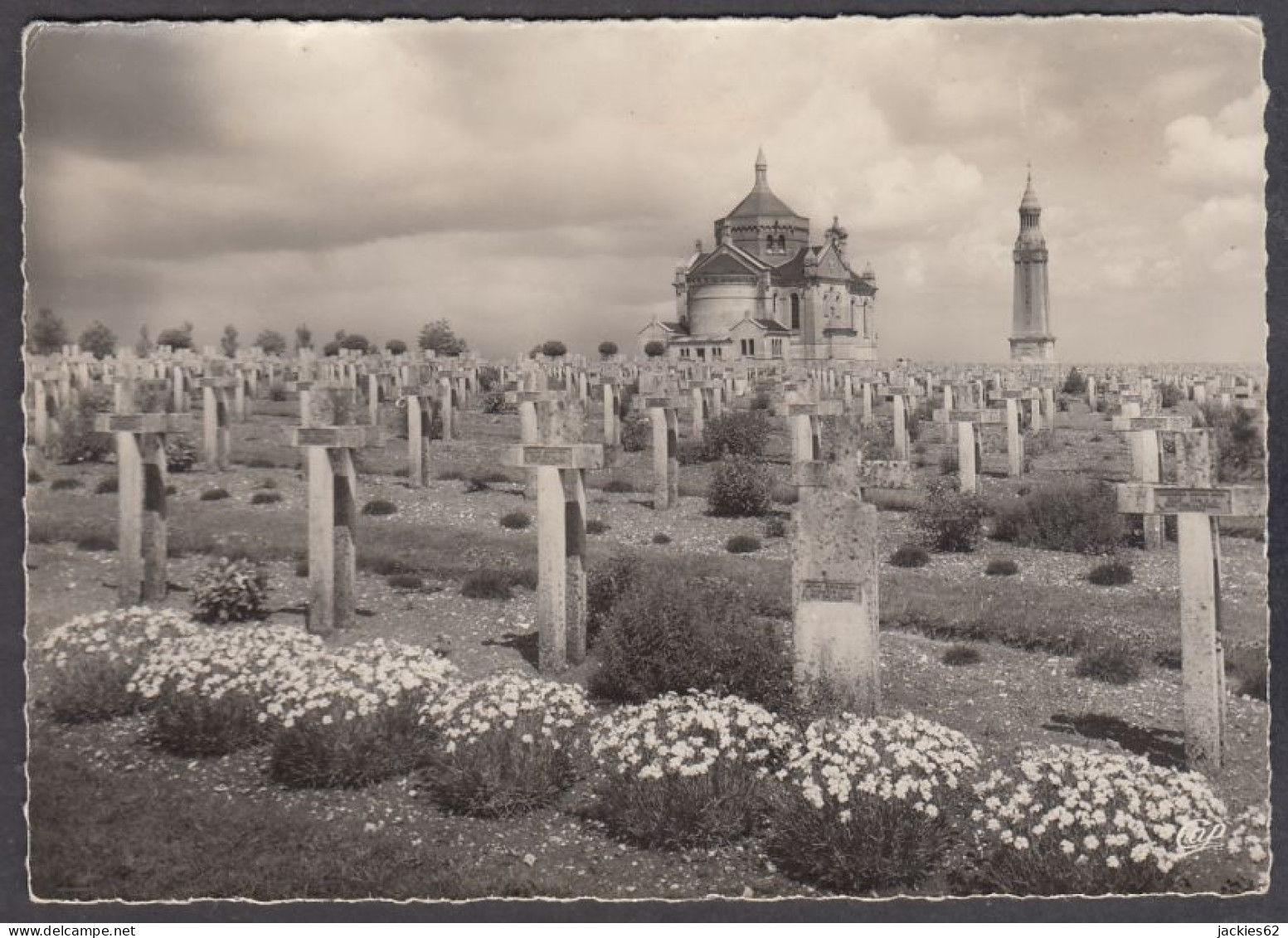128669/ Mémorial De N .D. De Lorette, La Tour Et La Chapelle - War Cemeteries
