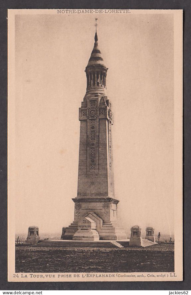 094897/ Mémorial De N .D. De Lorette, La Tour - Oorlogsbegraafplaatsen