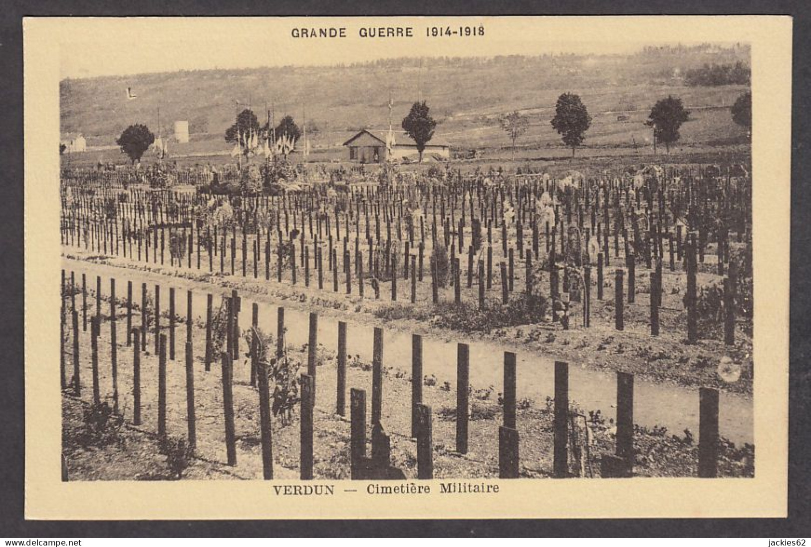 094870/ Verdun - Oorlogsbegraafplaatsen