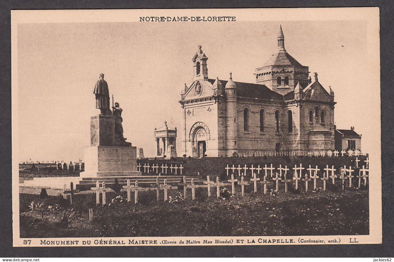 094895/ Mémorial De N .D. De Lorette, Monument Du Général Maistre Et Chapelle - Soldatenfriedhöfen