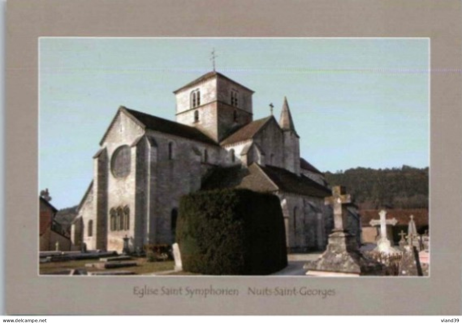 Eglise Saint Symphorien : Extérieur , Le Chevet    Photos Jean Louis Bernuy.  Non Circulée - Nuits Saint Georges