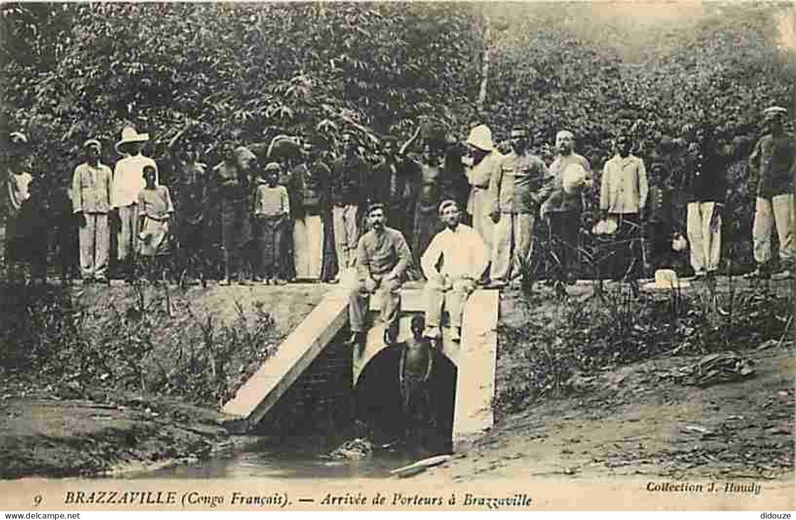 Congo Brazzaville - Brazzaville - Arrivée De Porteurs à Brazzaville - Animée - Oblitération Ronde De 1909 - CPA - Voir S - Brazzaville