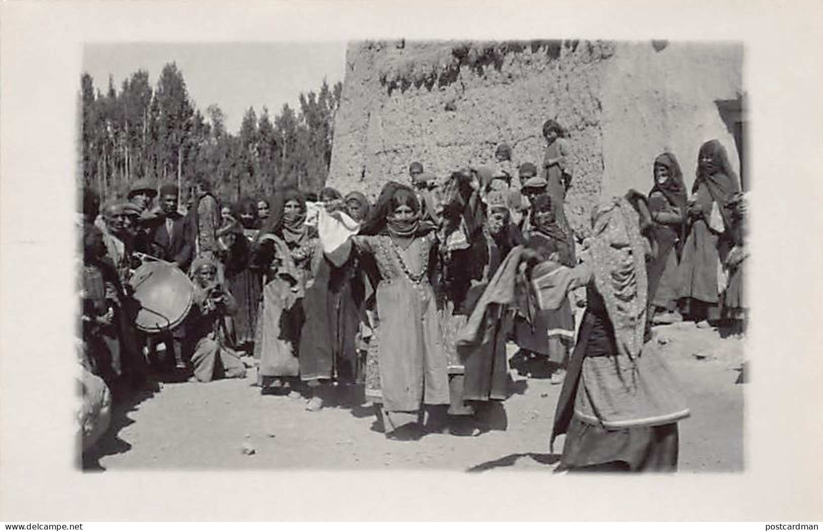 IRAN - Dance Of Women - REAL PHOTO - Publ. Unknown  - Iran