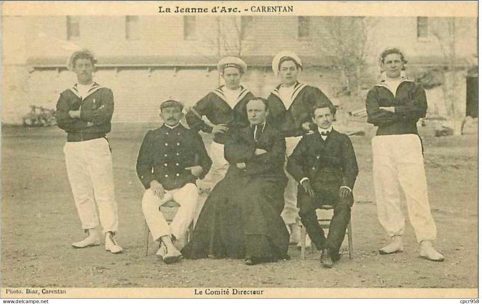 50.CARENTAN.LA JEANNE D'ARC.LE COMITE DIRECTEUR - Carentan