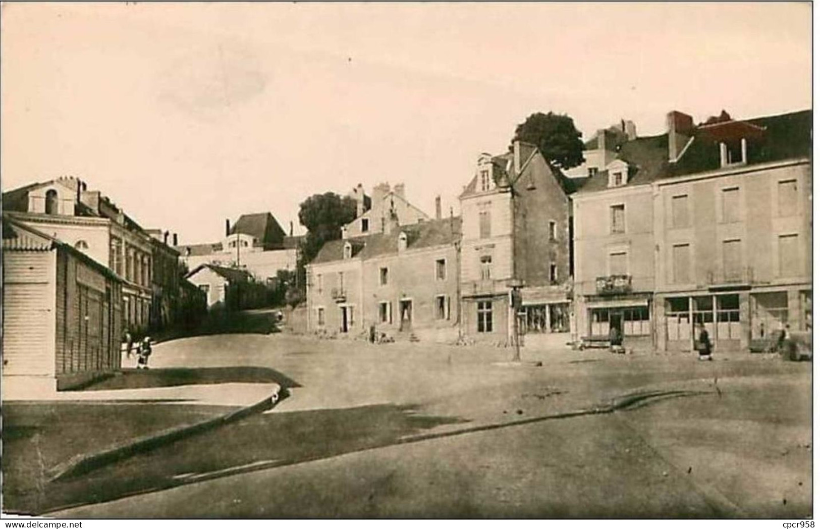 49.SEGRE.PLACE DE LA REPUBLIQUE.CPSM - Segre