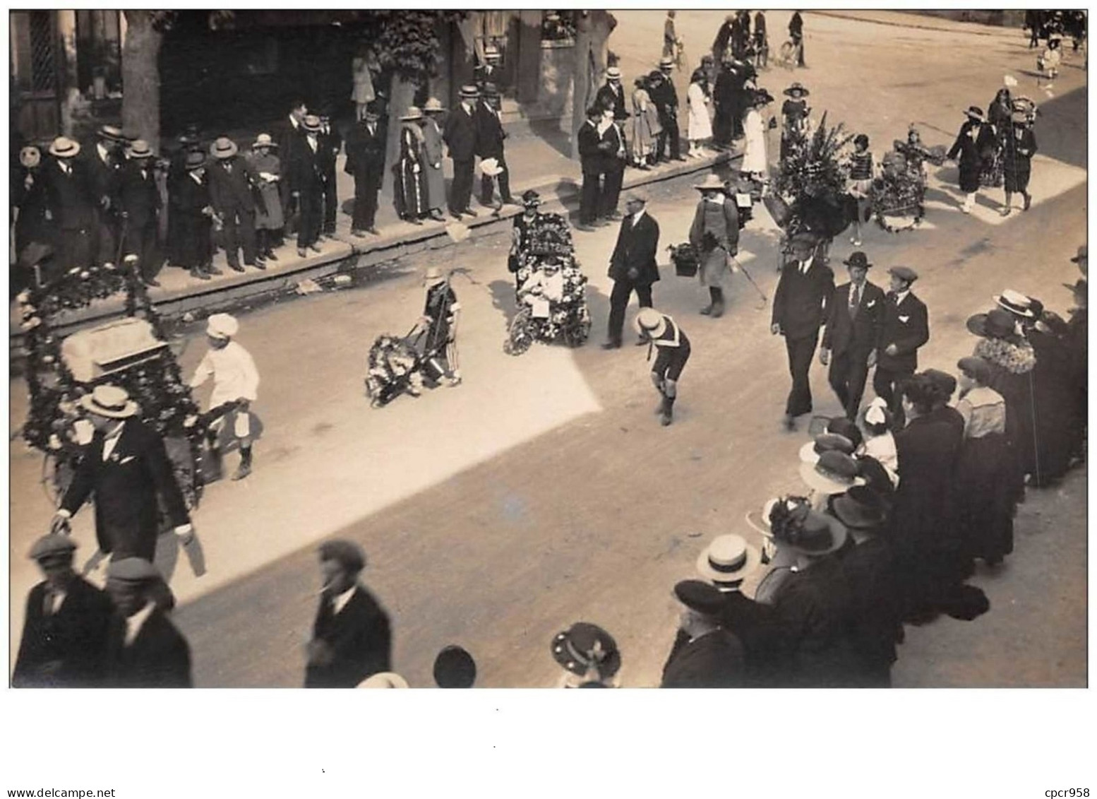 52 . N° 48993 .wassy Saint Dizier .  Cavalcade Corso Fleuri De Wassy En 1908 . Carte Photo. - Wassy