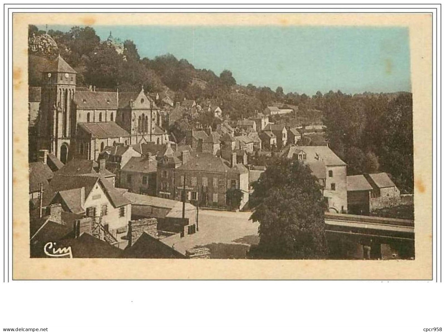 53.CHAILLAND.EGLISE.PLACE DE LA MAIRIE - Chailland