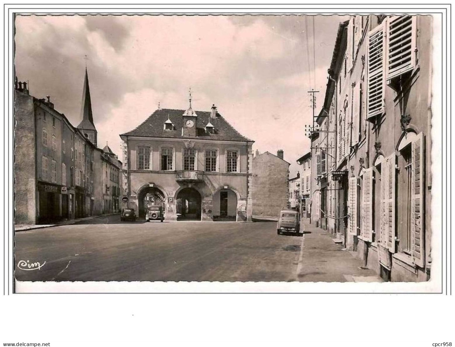 54.VEZELISE.PLACE DE L HOTEL DE VILLE.CPSM.VOITURE - Vezelise