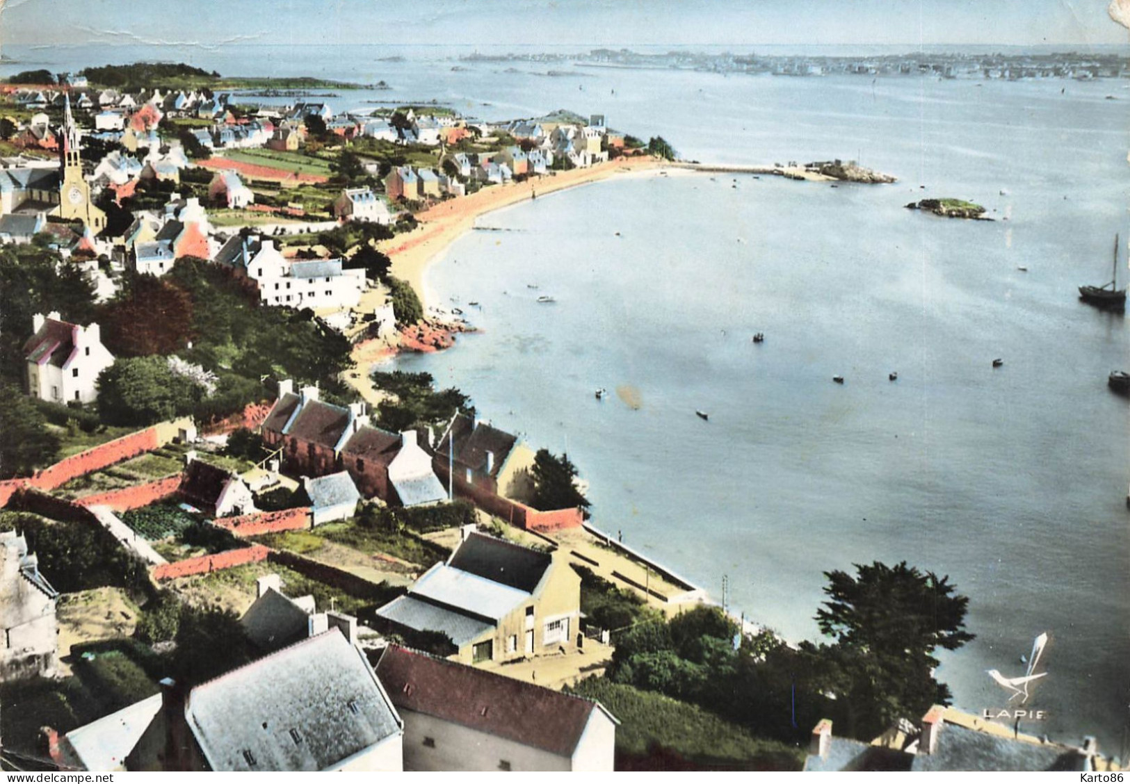 Ile De Batz * L'embarcadère De L'ile Aux Moutons Et Panorama Sur Le Rhu * Vue Aérienne Village - Ile-de-Batz