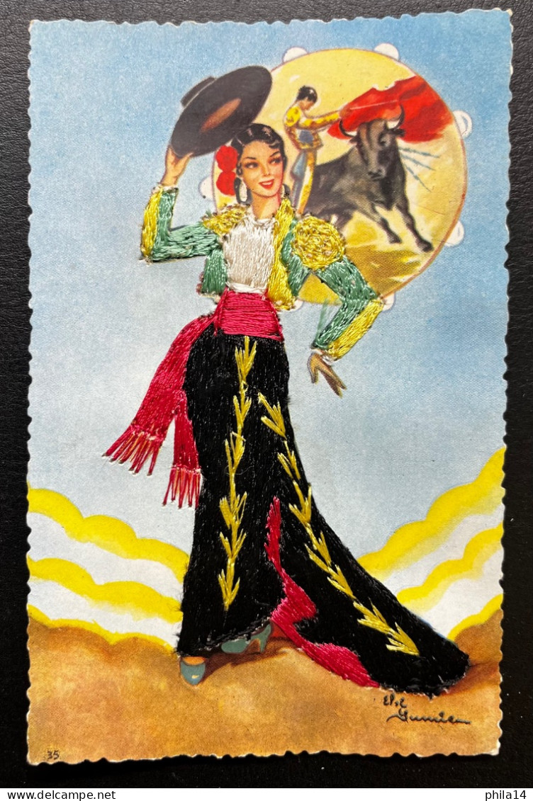 CARTE POSTALE ESPAGNE CORRIDA & FEMME AVEC COSTUME BRODE - Corridas