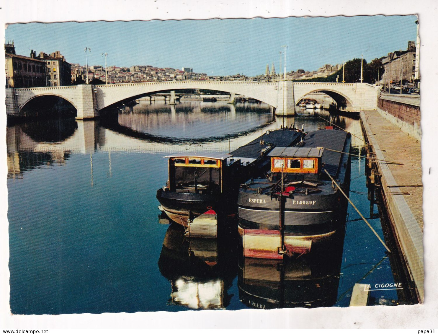 Péniche Sur La Saône Et Pont Bonaparte  à Lyon - Péniches