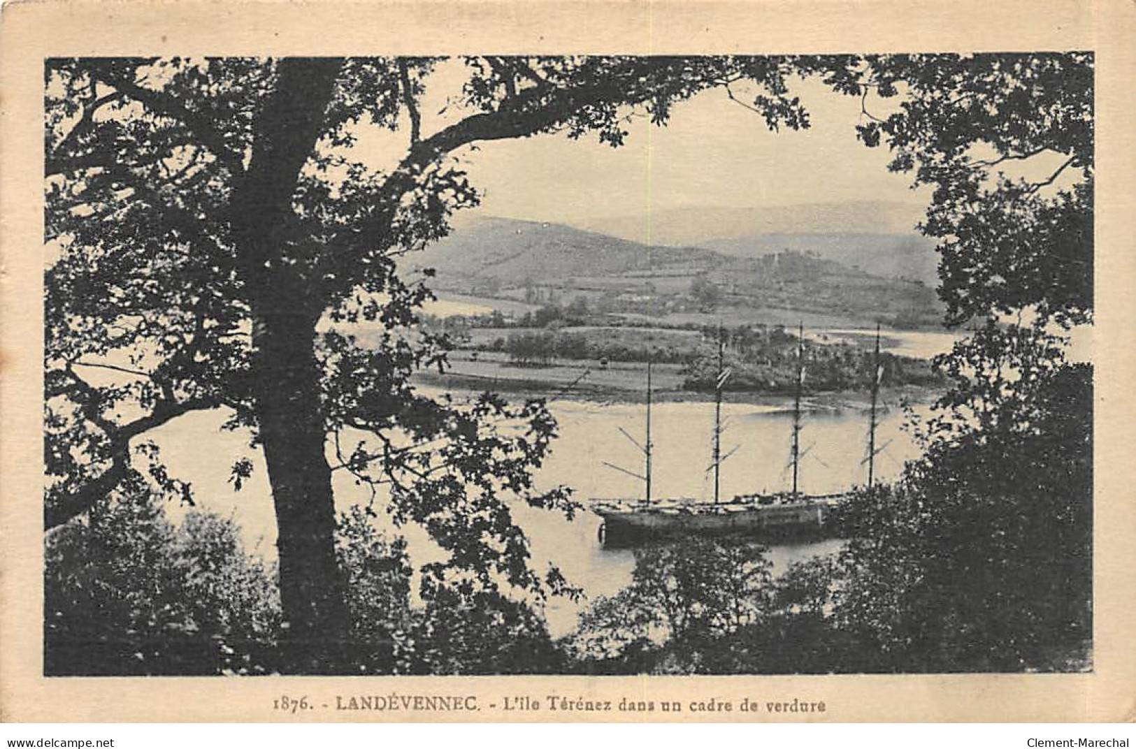 LANDEVENNEC - L'Ile Térénez Dans Un Cadre De Verdure - Très Bon état - Landévennec