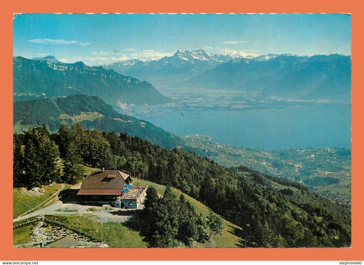 A537 / 569 Suisse Les Pléiades Sur Vevey Vue Sur Clarens Montreux ( Timbre ) - Mon