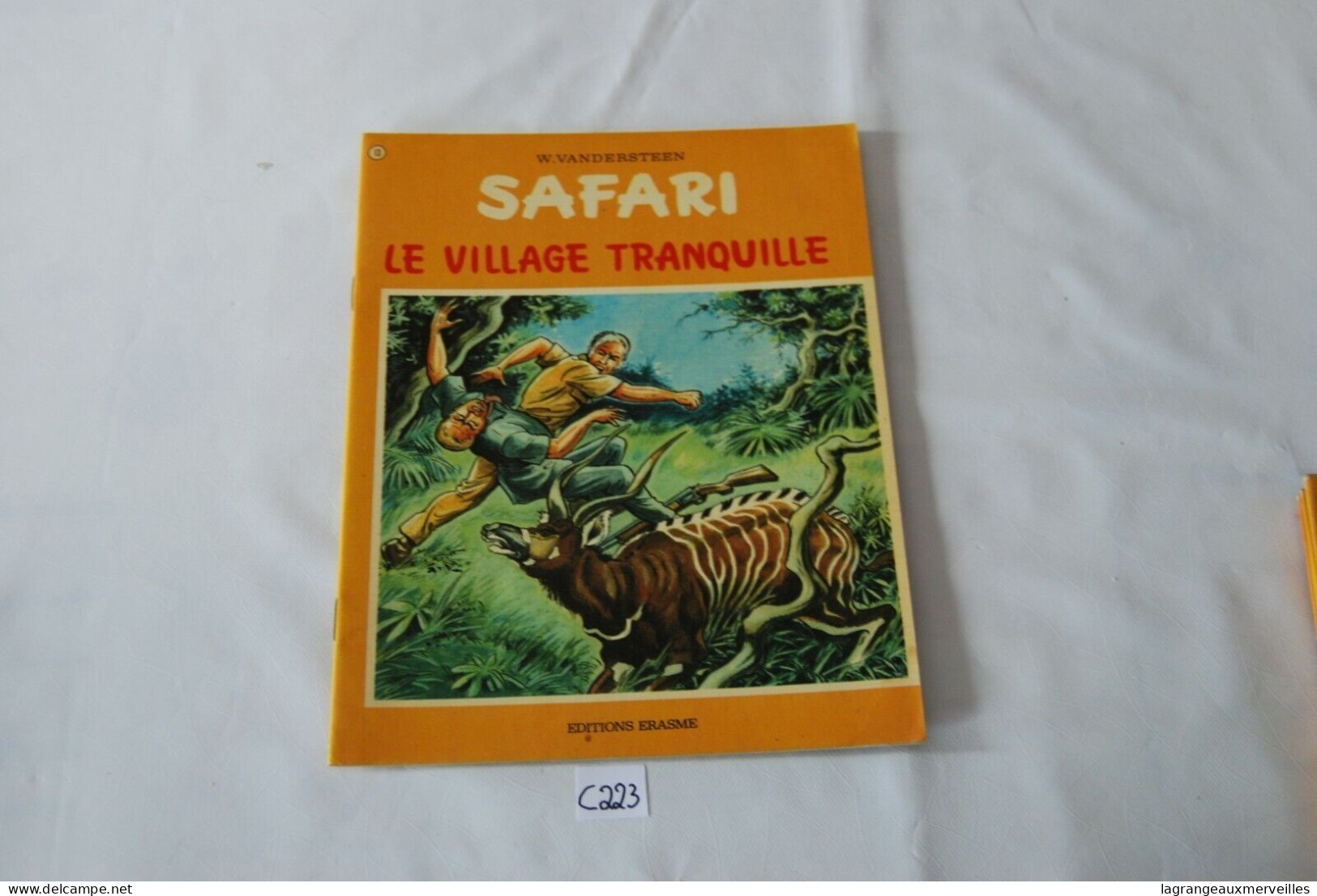 C223 Bande Dessinée - Safari - Le Village Tranquille - Tome 13 - Safari