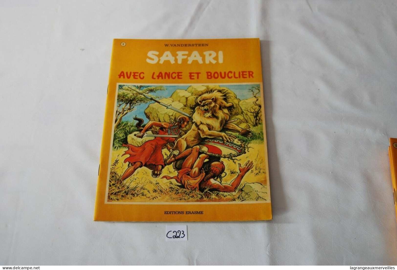 C223 Bande Dessinée - Safari - Avec Lance Et Bouclier - Tome 11 - Safari