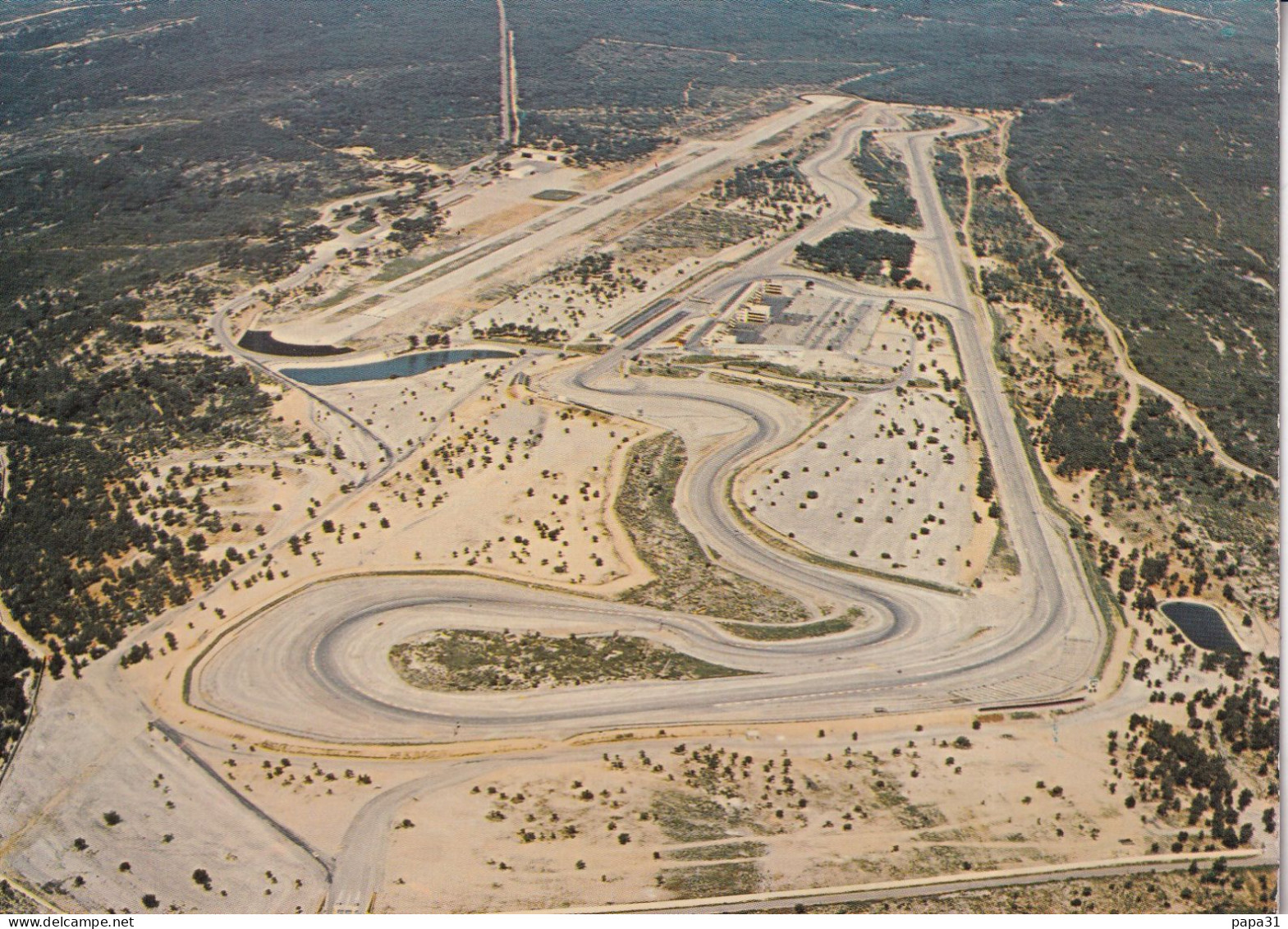 83. LE CASTELLET . Vue Aérienne Du Circuit Paul Ricard . - Le Castellet