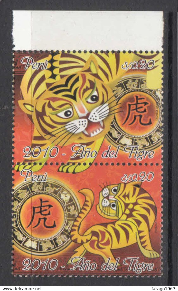 2010 Peru Year Of The Tiger Complete Pair MNH - Pérou