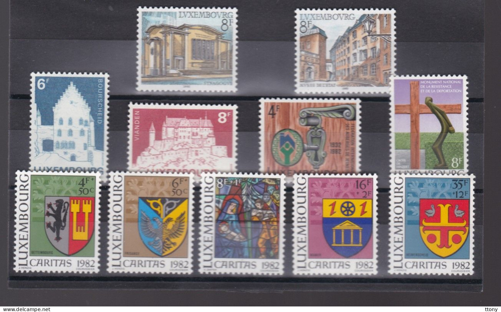 22 Timbres **   Luxembourg  Année Complète   1982   N° 996 à 1017   ( Cote  23 Euros ) - Neufs