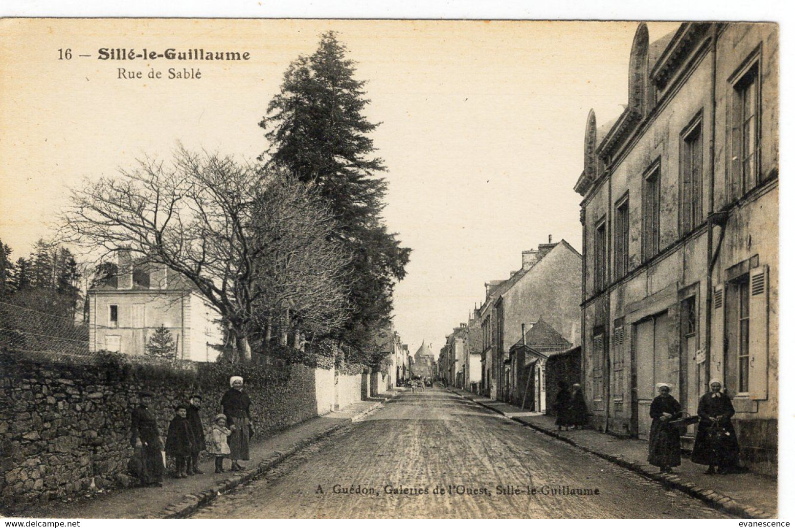 Sillé Le Guillaume : Rue De Sablé     ///  REF Avril 24 ///  BO. 72 - Sille Le Guillaume