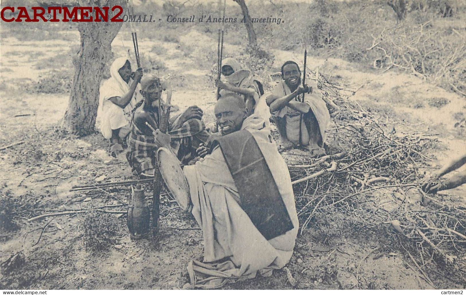 SOMALI CONSEIL D'ANCIENS AU MEETING ETHNOLGIE ETHNIC SOMALIA SOMALIE AFRIQUE AFRICA - Somalie