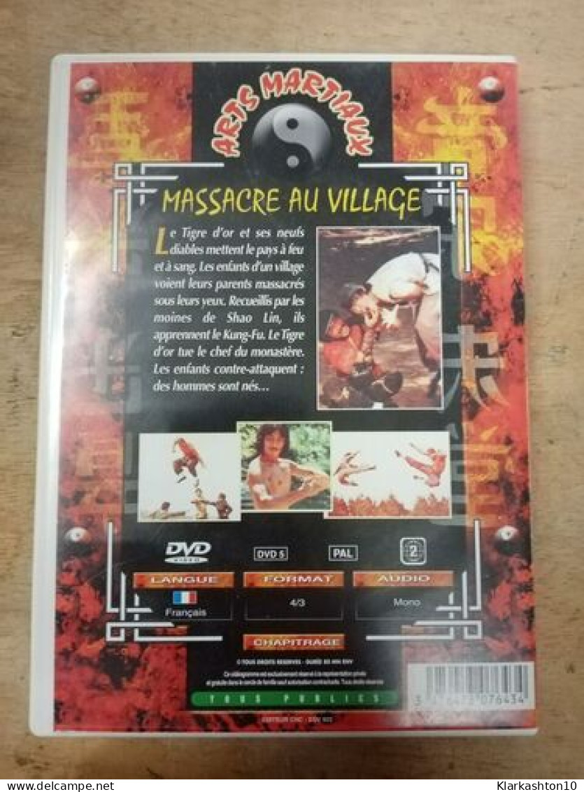 DVD Film - Massacre Au Village - Sonstige & Ohne Zuordnung