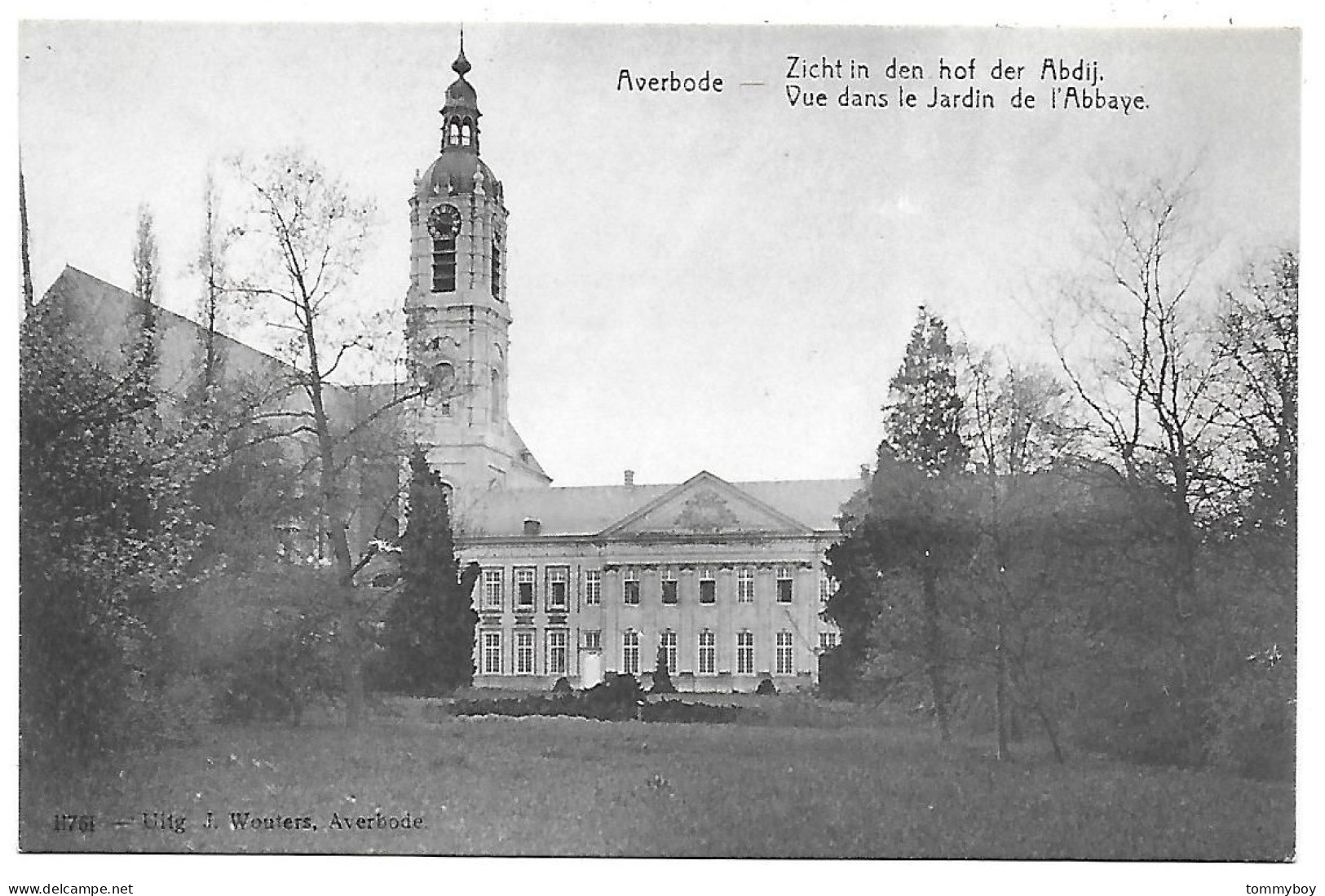 CPA Averbode, Zicht In Den Hof Der Abdij - Scherpenheuvel-Zichem