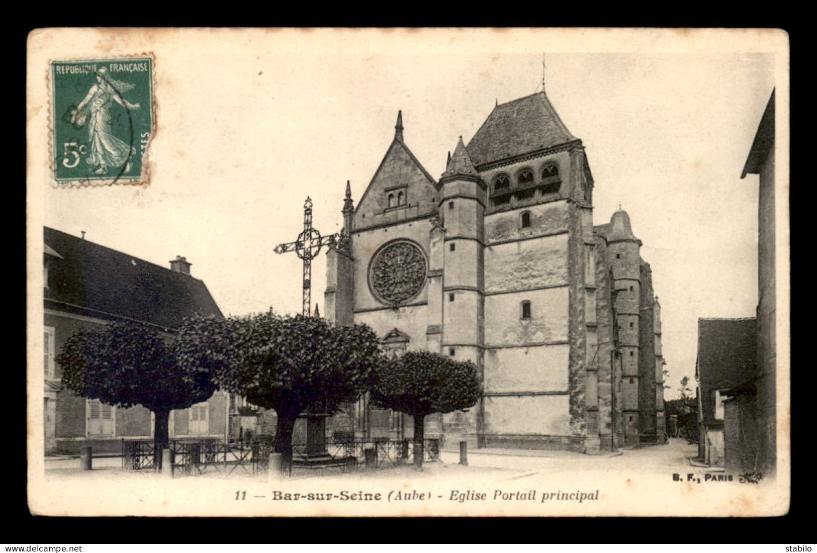 10 - BAR-SUR-SEINE - L'EGLISE - Bar-sur-Seine