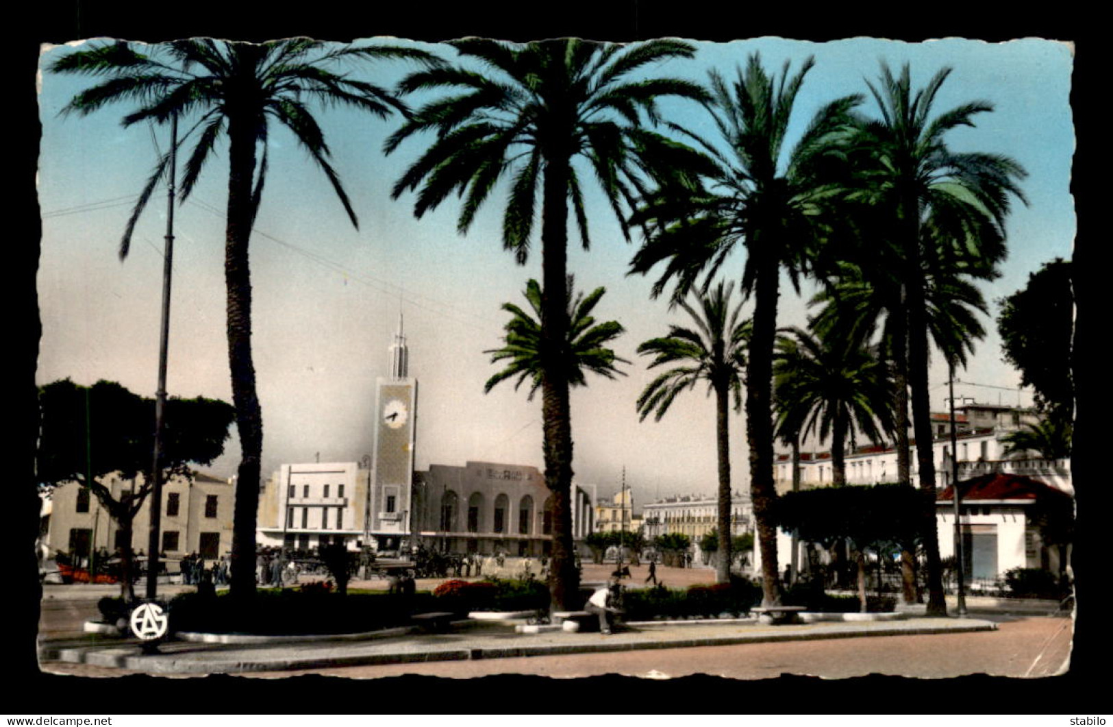 ALGERIE - BONE - PLACE THIERS ET LA GARE - Annaba (Bône)