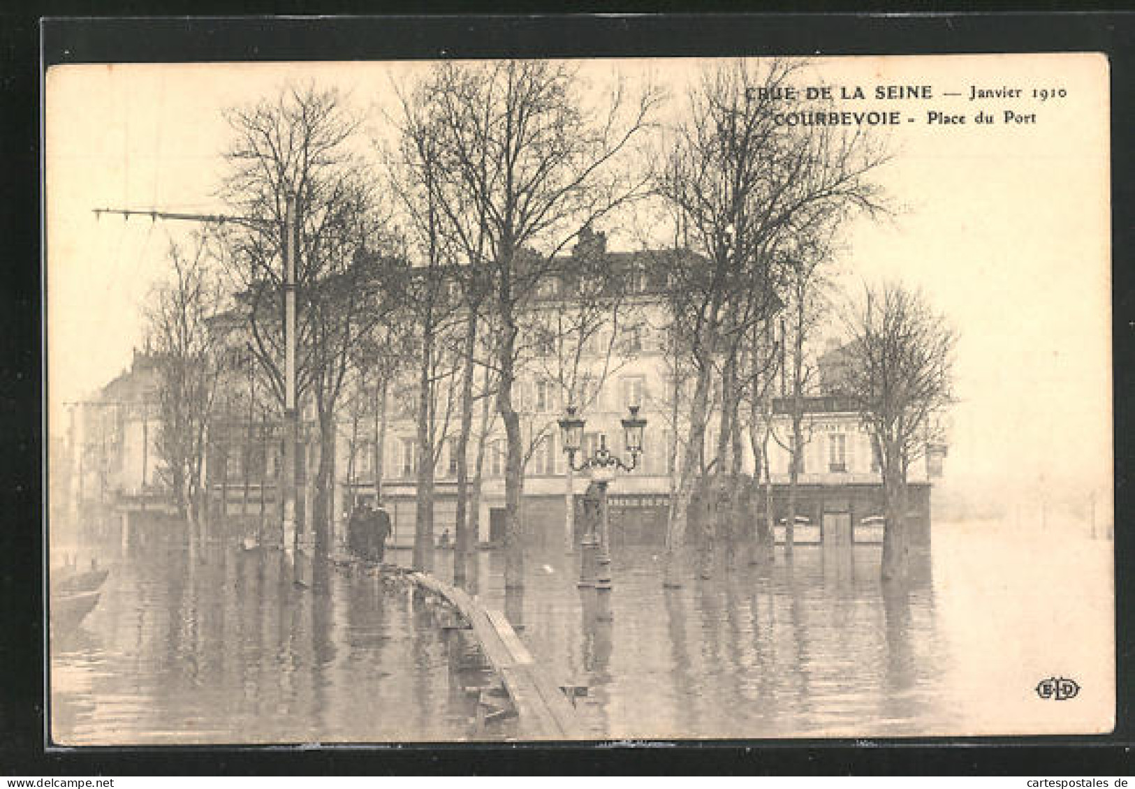 AK Crue De La Seine Janvier 1910, Courbevoie - Place Du Port, Hochwasser  - Inondazioni
