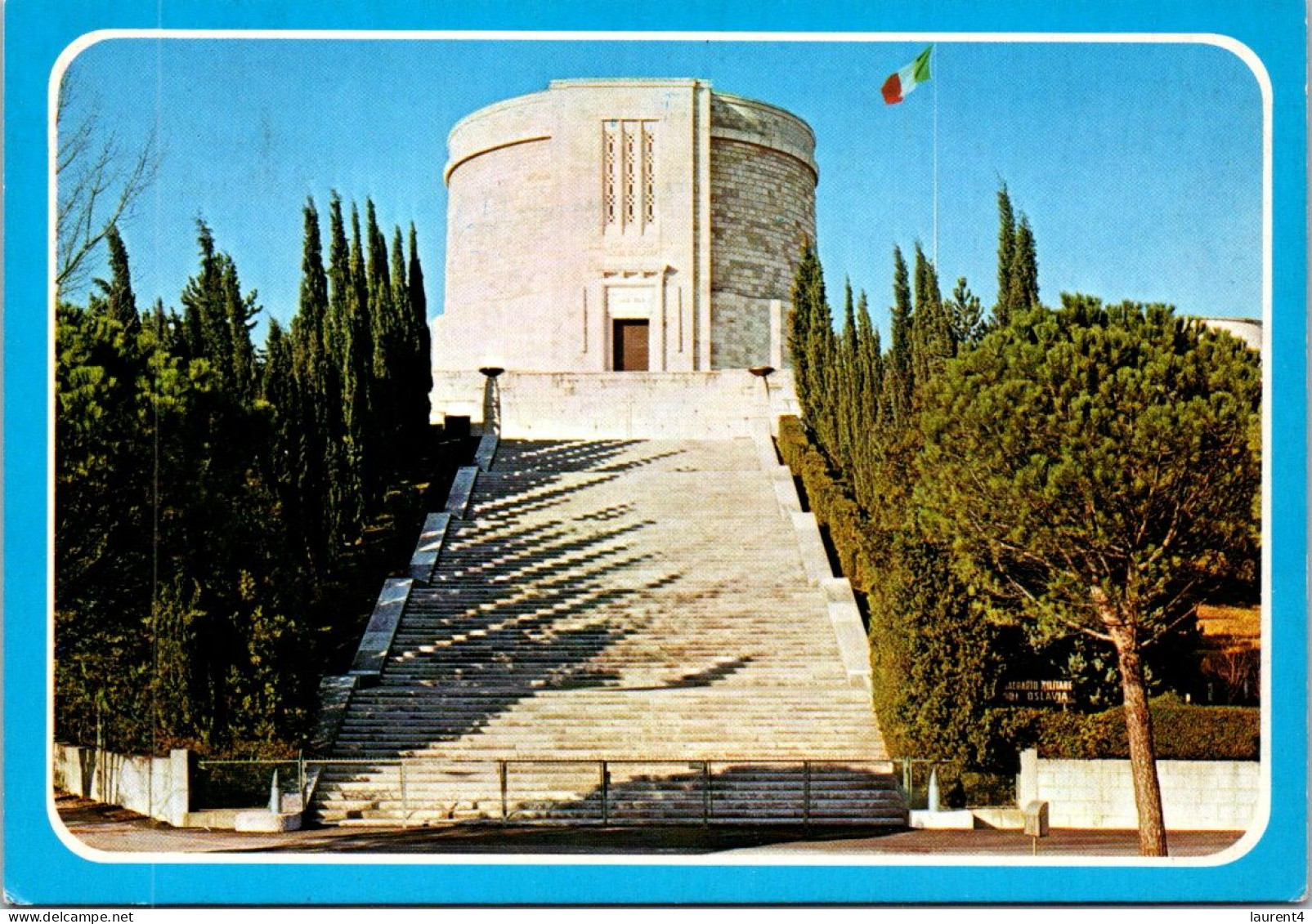 10-4-2024 (1 Z 33) Italy - Gorizia Ossuary - Monuments Aux Morts