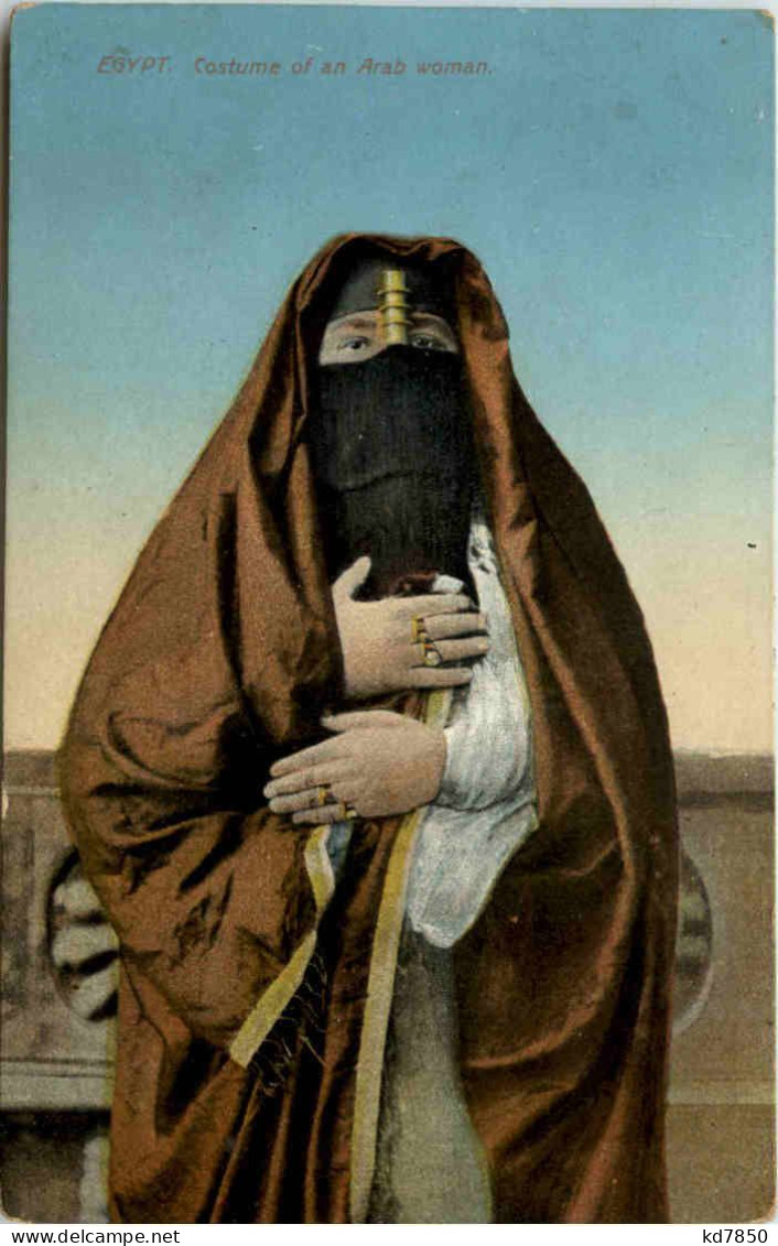 Egypt - Costume On An Arab Woman - Personnes