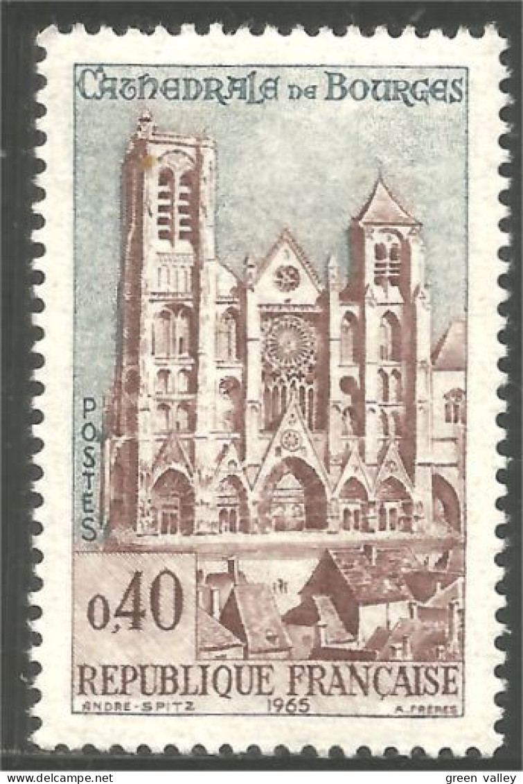 344 France Yv 1453 Cathédrale Bourges Cathedral MNH ** Neuf SC (1453-1c) - Kirchen U. Kathedralen