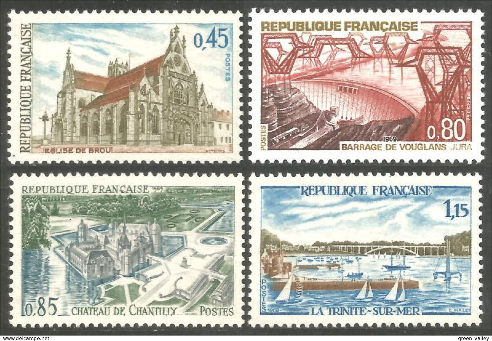 345 France Yv 1582-1585 Tourisme 1969 Brou Vouglans Chantilly La Trinité MNH ** Neuf SC (1582-1585-1b) - Monumenten