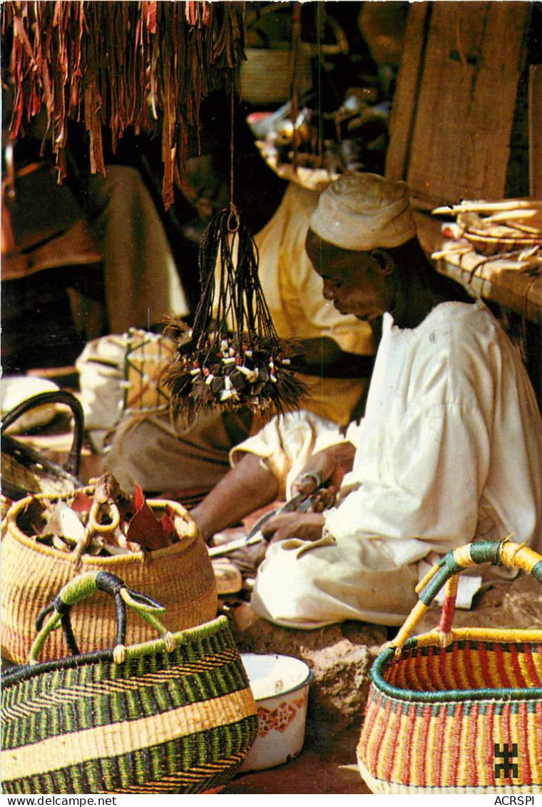 BURKINA FASO Ouagadougou Artisan Au Marché  22   (scan Recto-verso)KEVREN0629 - Burkina Faso