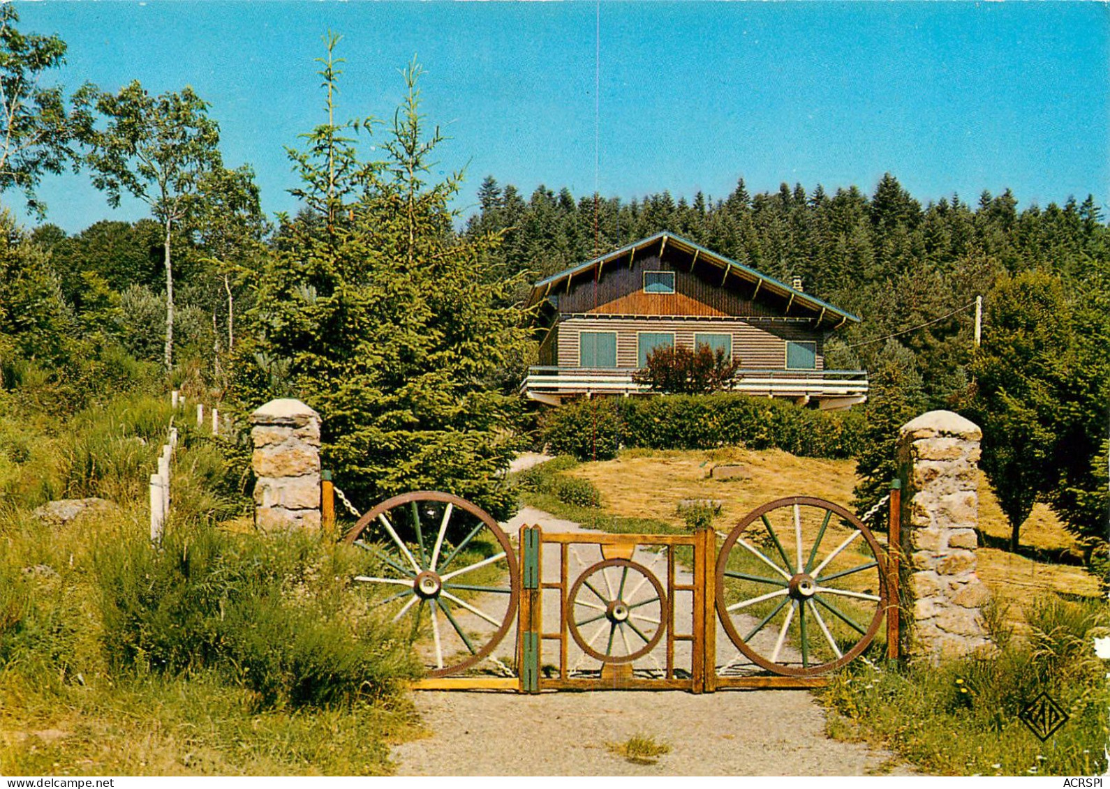 MONTBRISON  Chalet De Montagne  22   (scan Recto-verso)KEVREN0655 - Montbrison